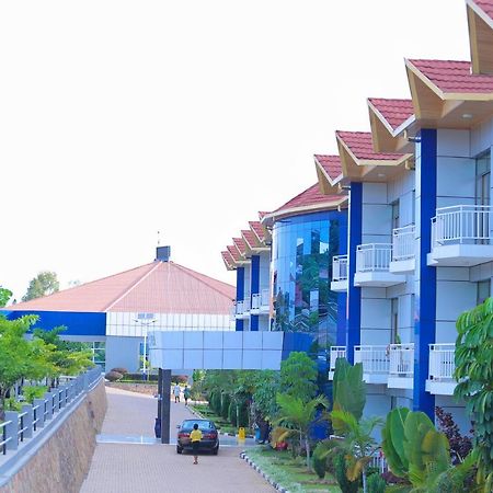 Dove Hotel Kigali Exterior foto