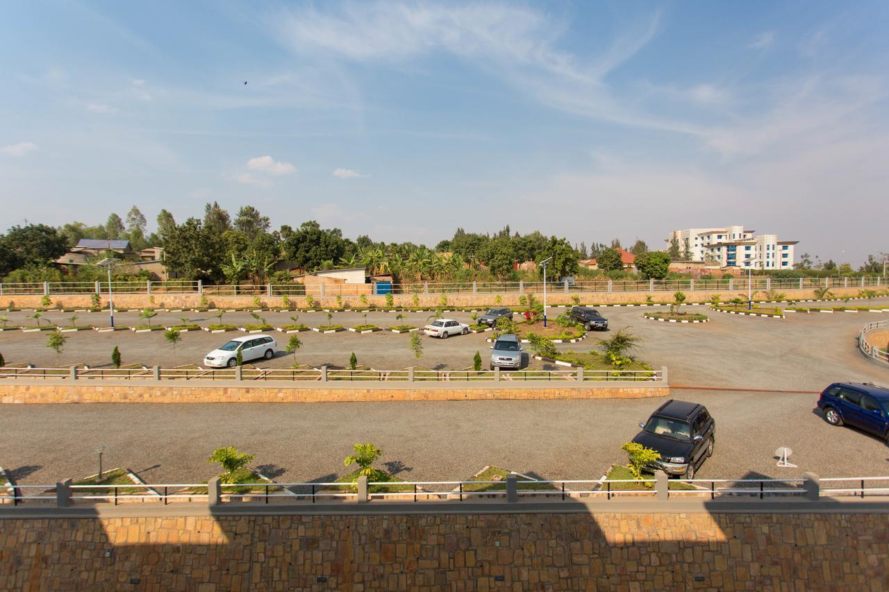 Dove Hotel Kigali Exterior foto